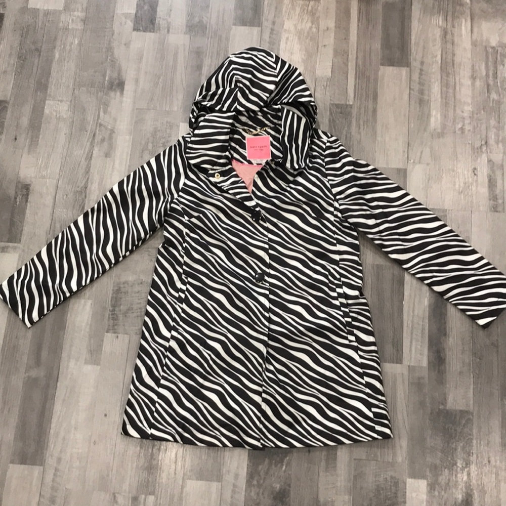 Kate spade rain coat never been used no tag